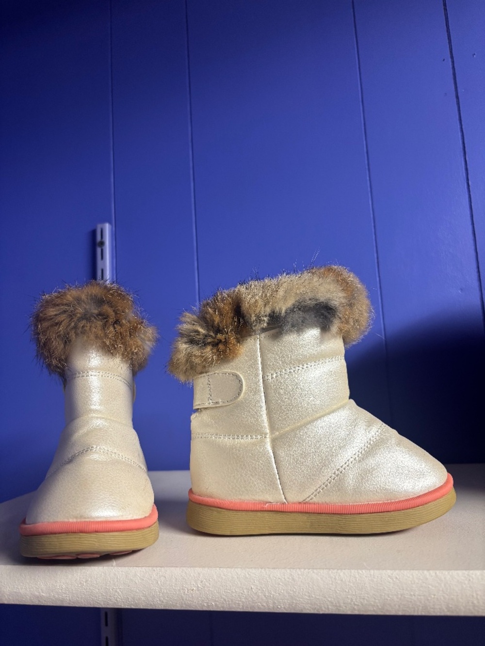 Toddler snow boots